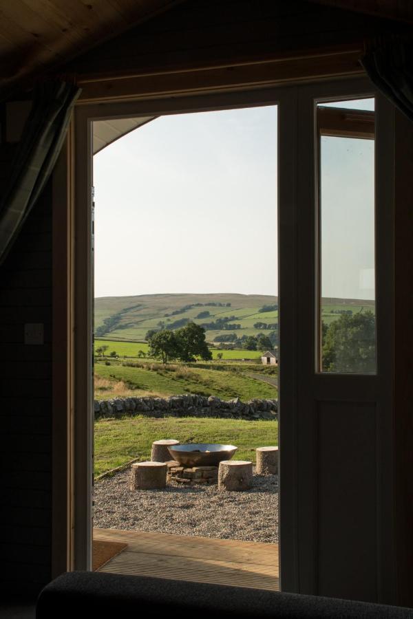 Wild Northumberland Glamping Villa เฮกแซม ภายนอก รูปภาพ