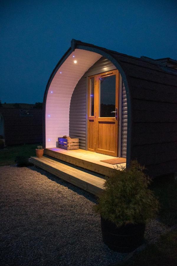 Wild Northumberland Glamping Villa เฮกแซม ภายนอก รูปภาพ