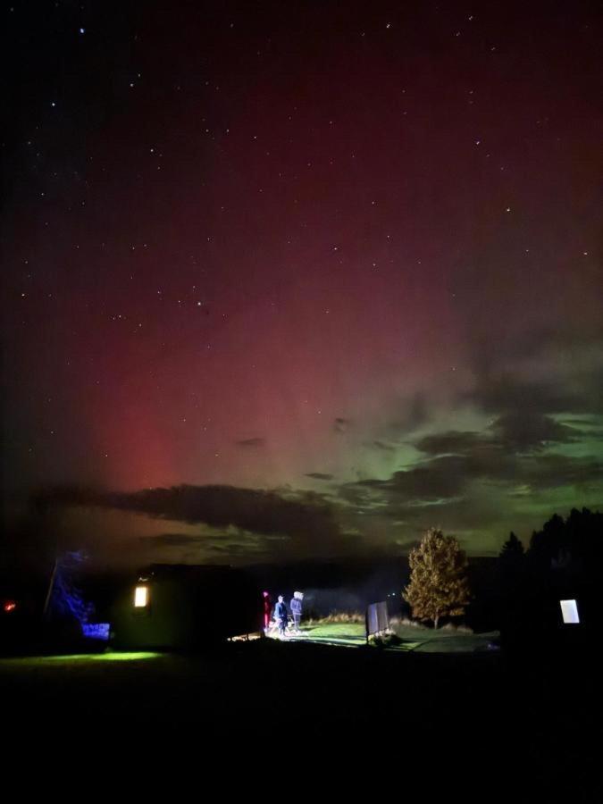 Wild Northumberland Glamping Villa เฮกแซม ภายนอก รูปภาพ